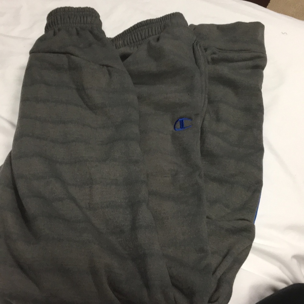 Men's sweatpants.